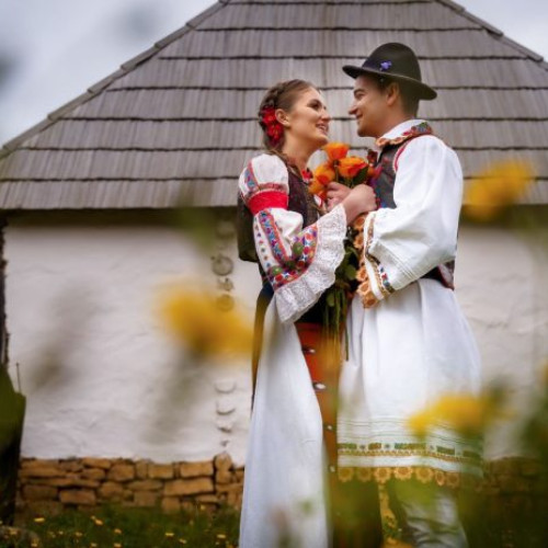 Iubirea, o lucrare divină celebra de români