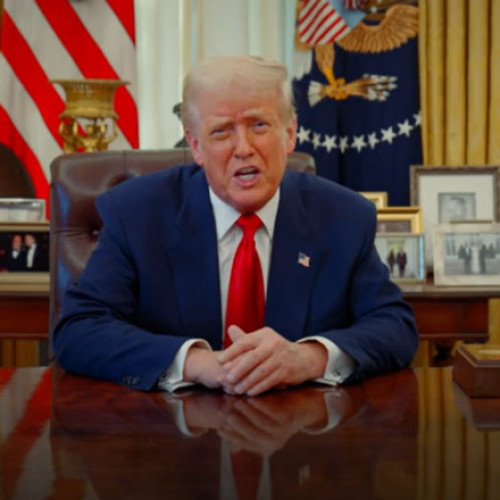 Donald Trump îndeamnă imigranții ilegali să se autodeporteze