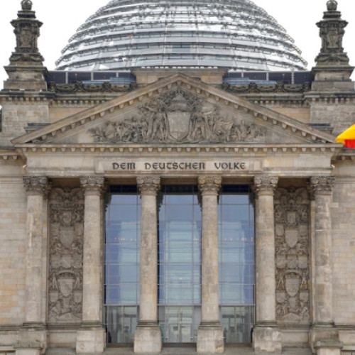 Germania își crește cheltuielile pentru apărare și infrastructură