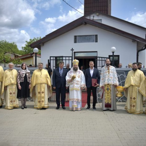 Biserica din Zurbaua, simbol al credinței și al comunității din Dragomirești-Vale, strălucește acum ca o adevărată bijuterie datorită iubirii și implicării autorităților locale și a preoților. Potrivit jurnaluldeilfov.ro, un articol din ediția print nr. 756, biserica dedicată Sfintei Treimi a fost recent renovată și înfrumusețată, devenind un punct central de reculegere și spiritualitate pentru întreaga comunitate.