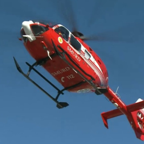 Video Constanţa: Paraşutist în stare de inconştienţă după aterizare, pe Aerodromul din Tuzla