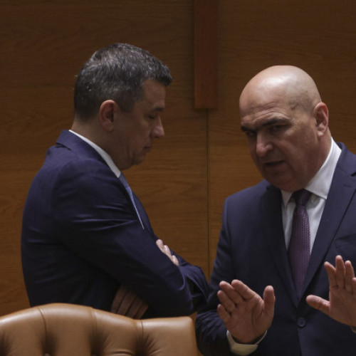 Bolojan: Orice partid poate depune moțiune de cenzură pentru schimbarea guvernului