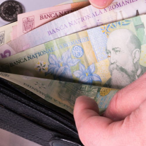 Premierul Ilie Bolojan anunță discuții privind salariul minim în România
